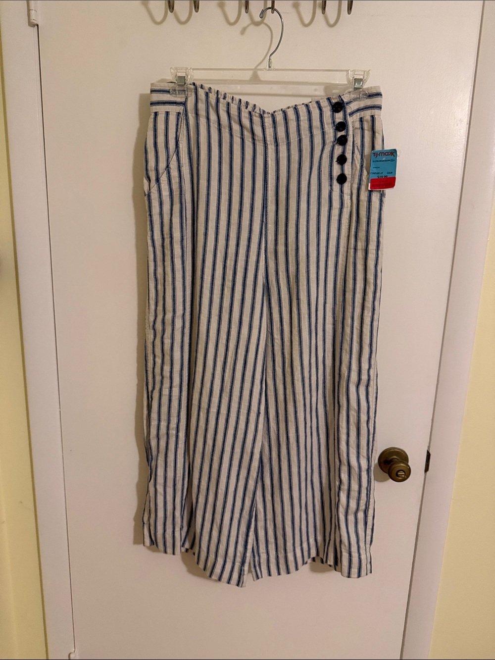 Tahari Blue and White Striped Linen-Blend Wide Leg Capris